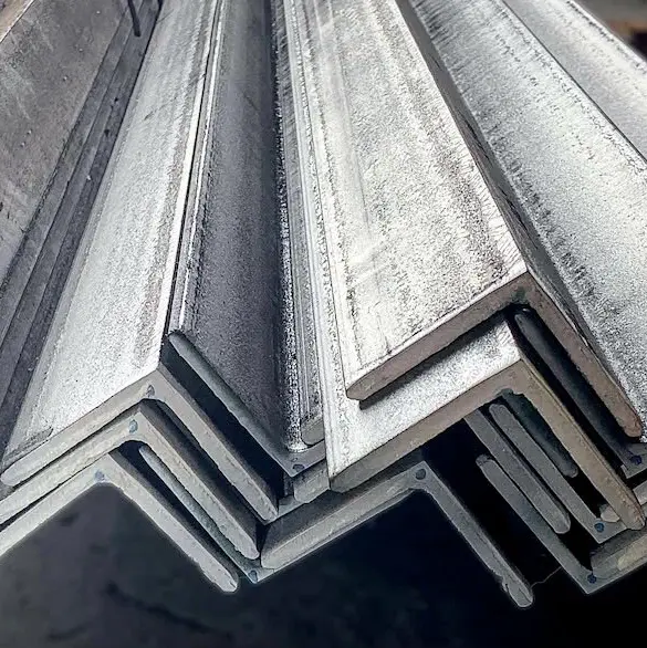 Уголок равнополочный 140х10  ОборонСпецСплав